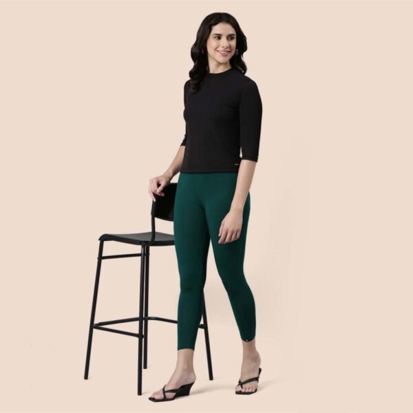 Exclusive Women Ankle Belt Leggings Bottle Green